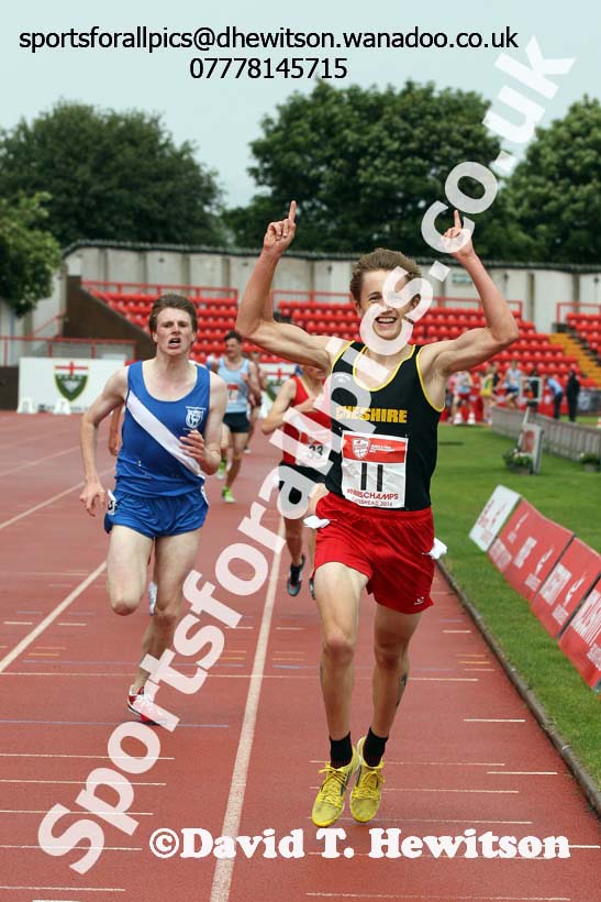 Inter boys 3000 metres, English Schools Track and Field. Photo: David T. Hewitson/Sports for All Pics
